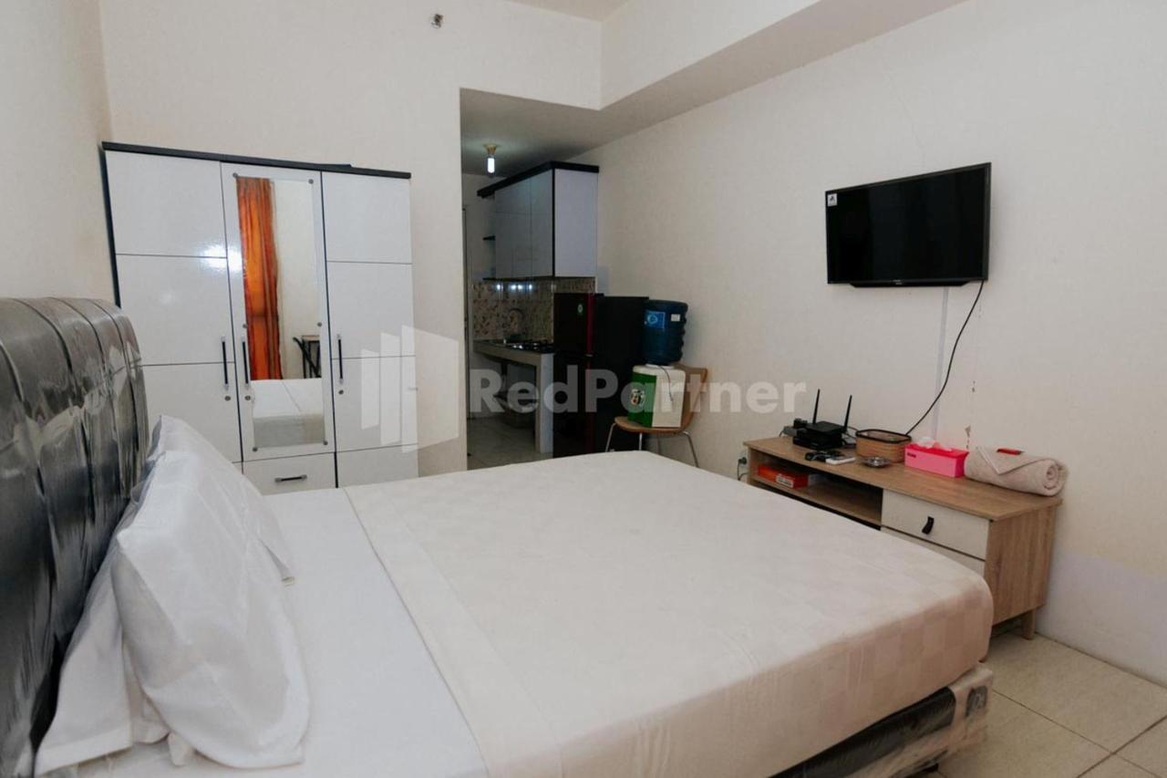 Redliving Apartemen Skylounge Tamansari - Vanez Room Тангеранг Экстерьер фото