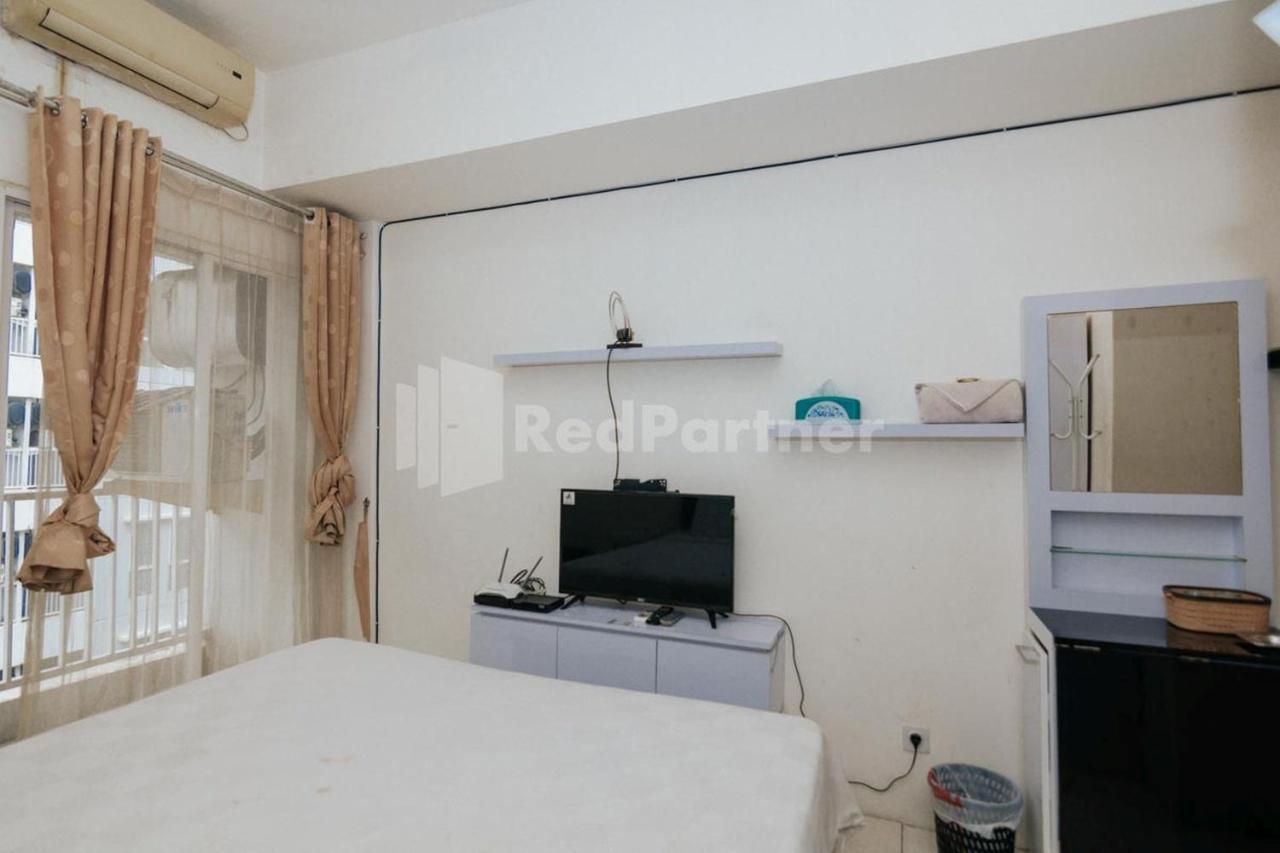 Redliving Apartemen Skylounge Tamansari - Vanez Room Тангеранг Экстерьер фото